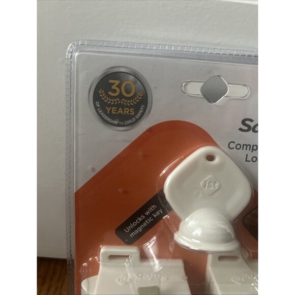 Safety 1st Magnetic Locking System Starter Set 4 Locks & 1 Key White HS132 - Picture 2 of 5